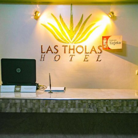 Las Tholas Hotel Uyuni Bagian luar foto