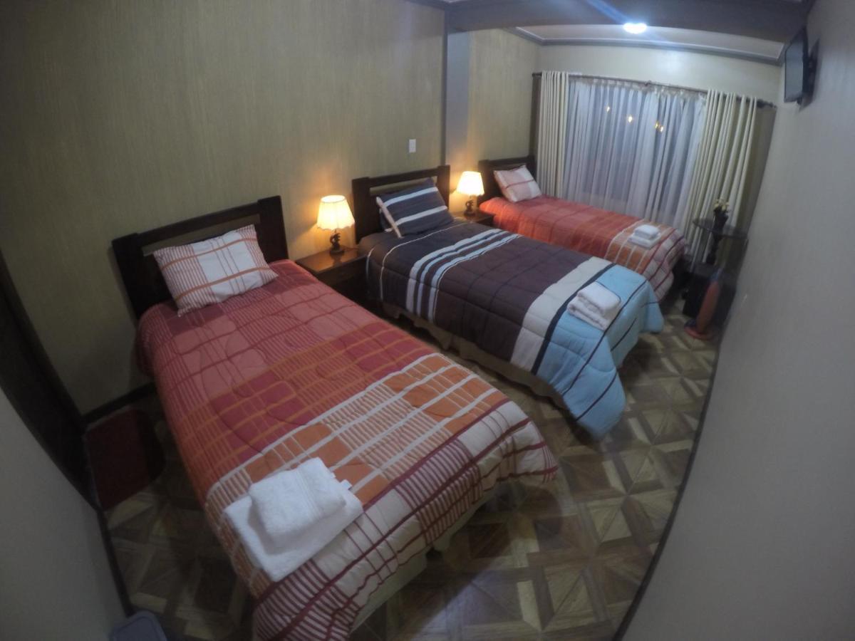 Las Tholas Hotel Uyuni Bagian luar foto