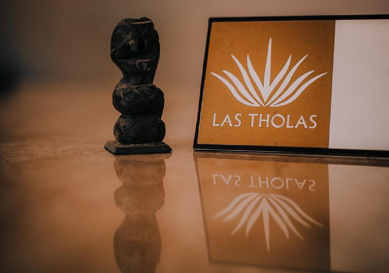 Las Tholas Hotel Uyuni Bagian luar foto
