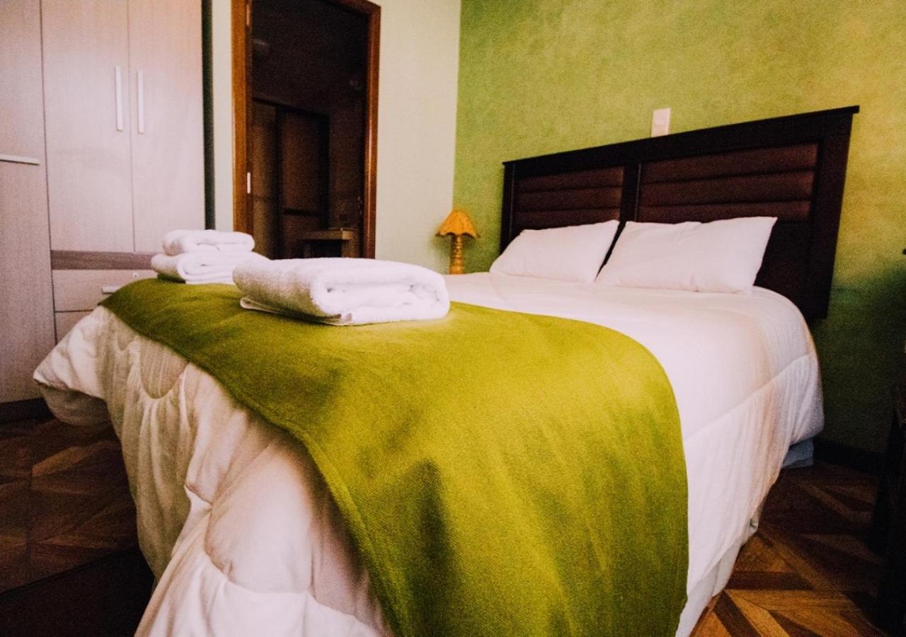 Las Tholas Hotel Uyuni Bagian luar foto